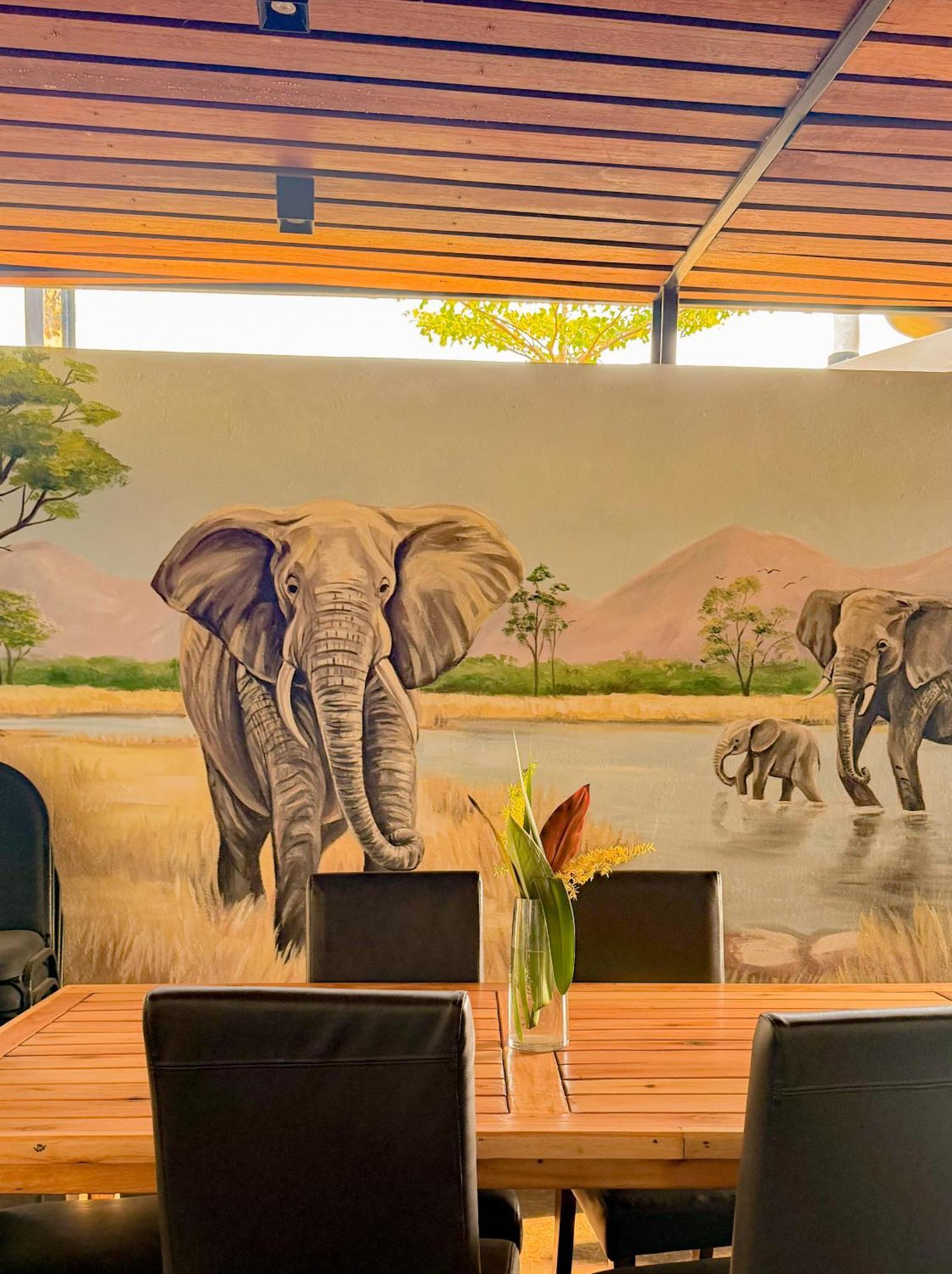 מאלליין Paradise Creek Lodge מראה חיצוני תמונה