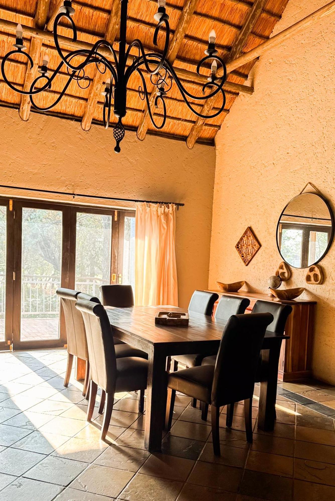 מאלליין Paradise Creek Lodge מראה חיצוני תמונה