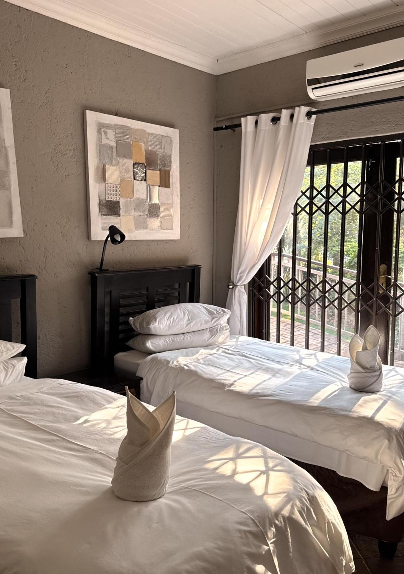 מאלליין Paradise Creek Lodge מראה חיצוני תמונה