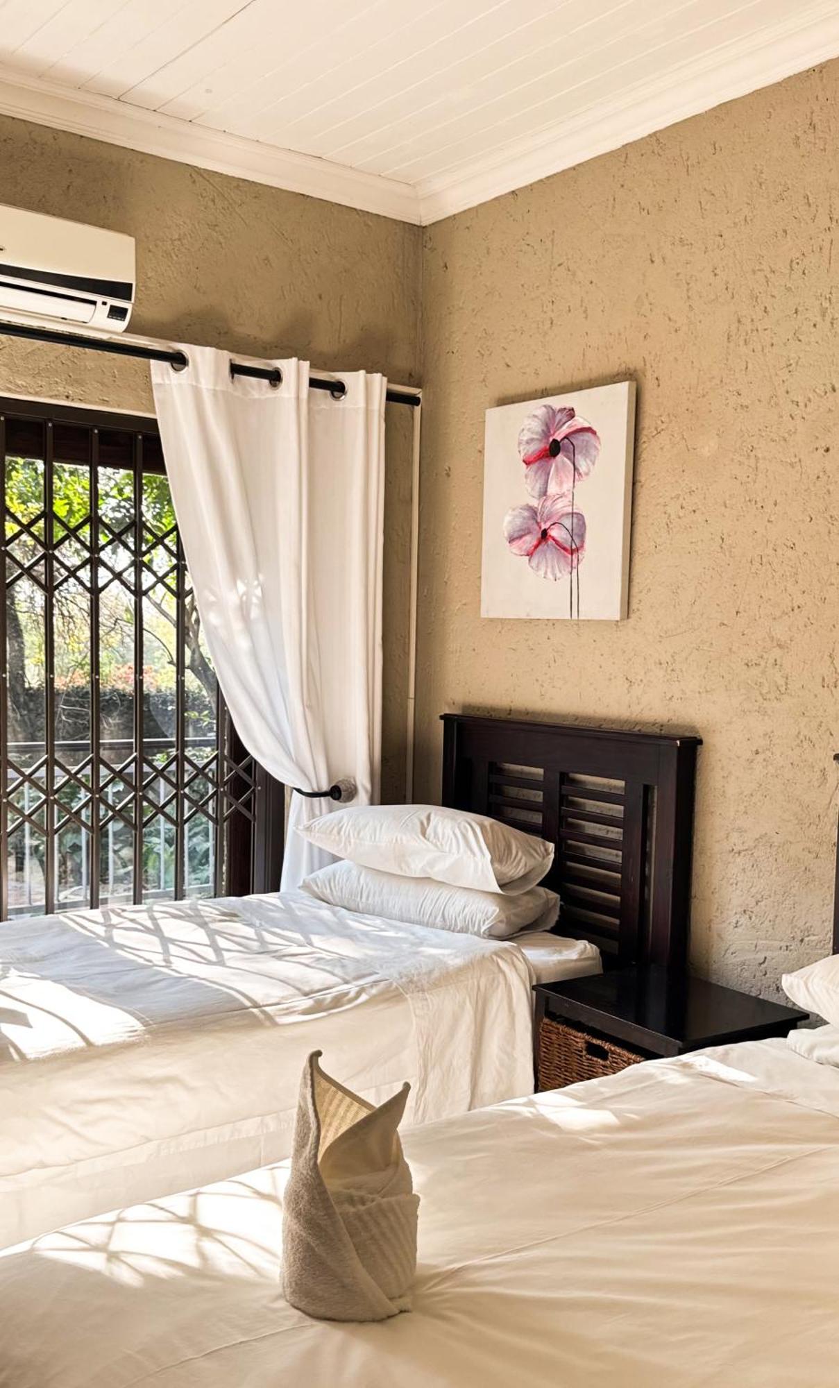 מאלליין Paradise Creek Lodge מראה חיצוני תמונה