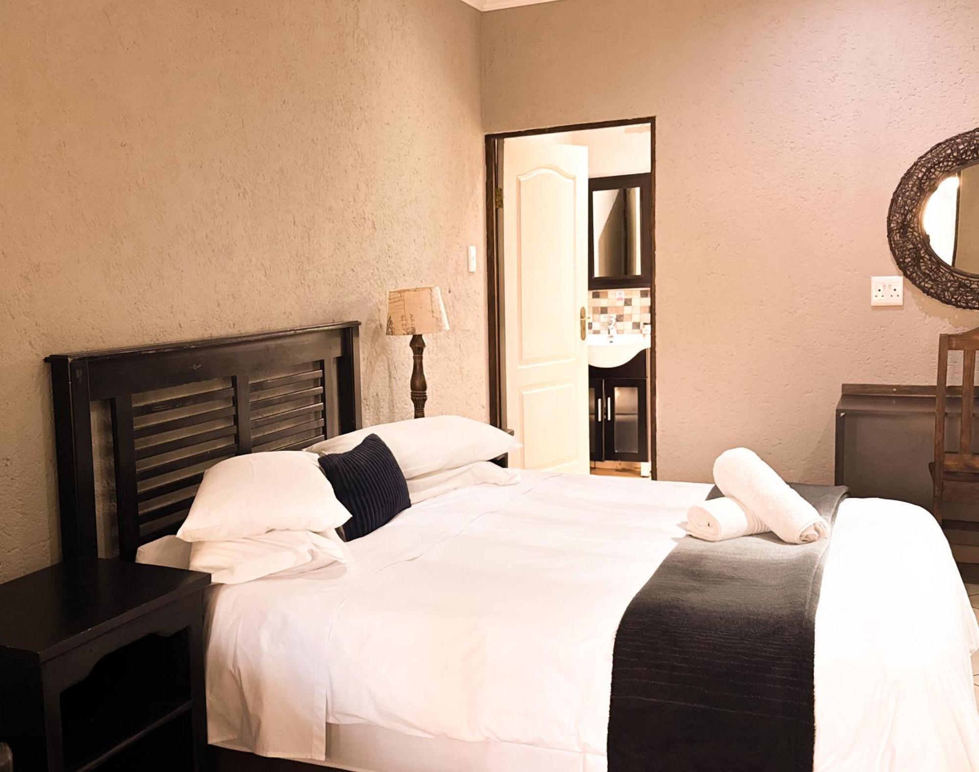 מאלליין Paradise Creek Lodge מראה חיצוני תמונה
