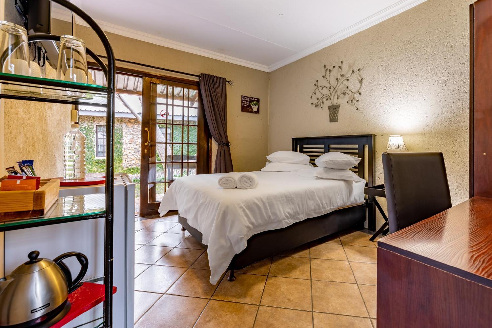 מאלליין Paradise Creek Lodge מראה חיצוני תמונה