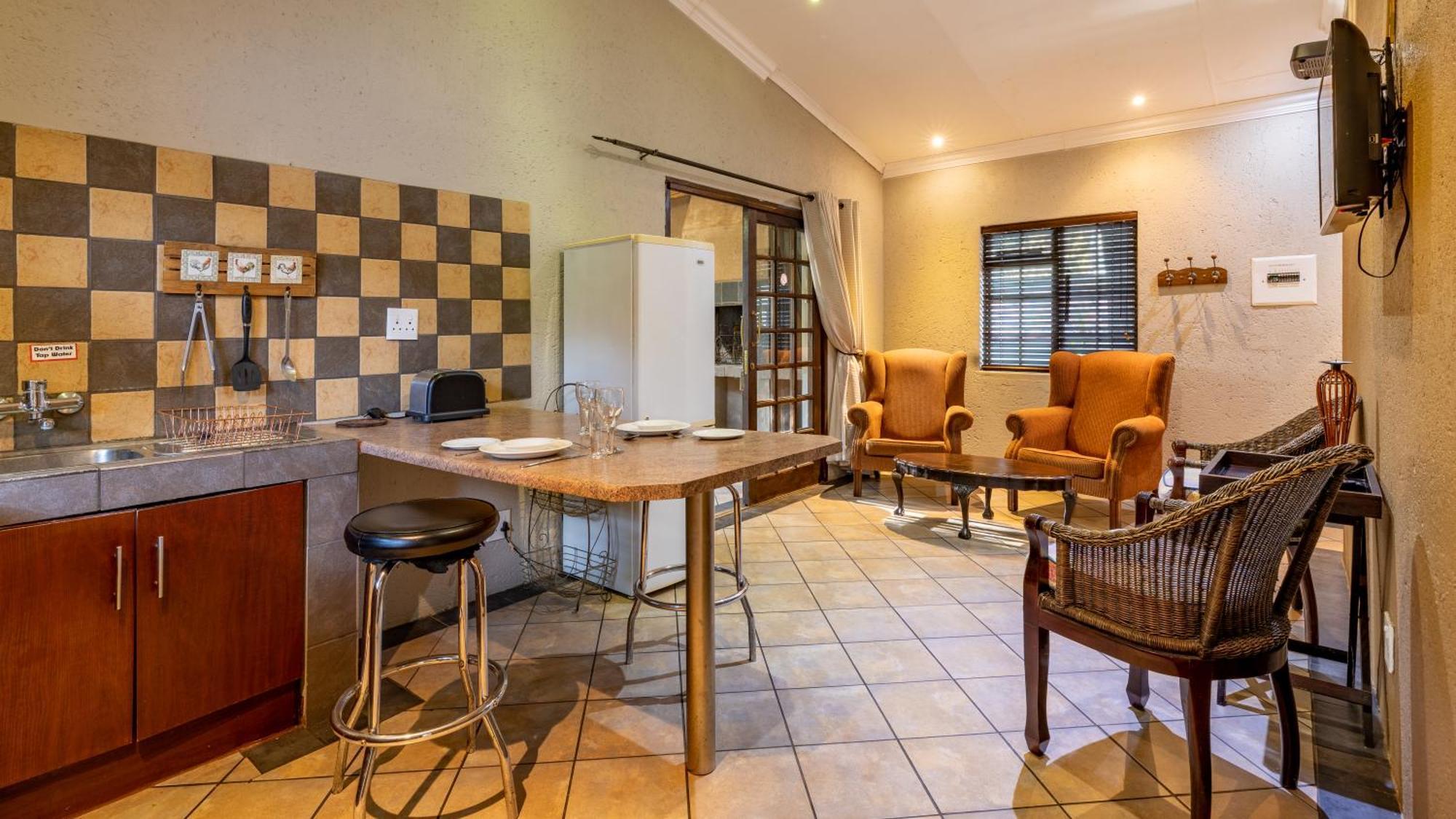 מאלליין Paradise Creek Lodge מראה חיצוני תמונה