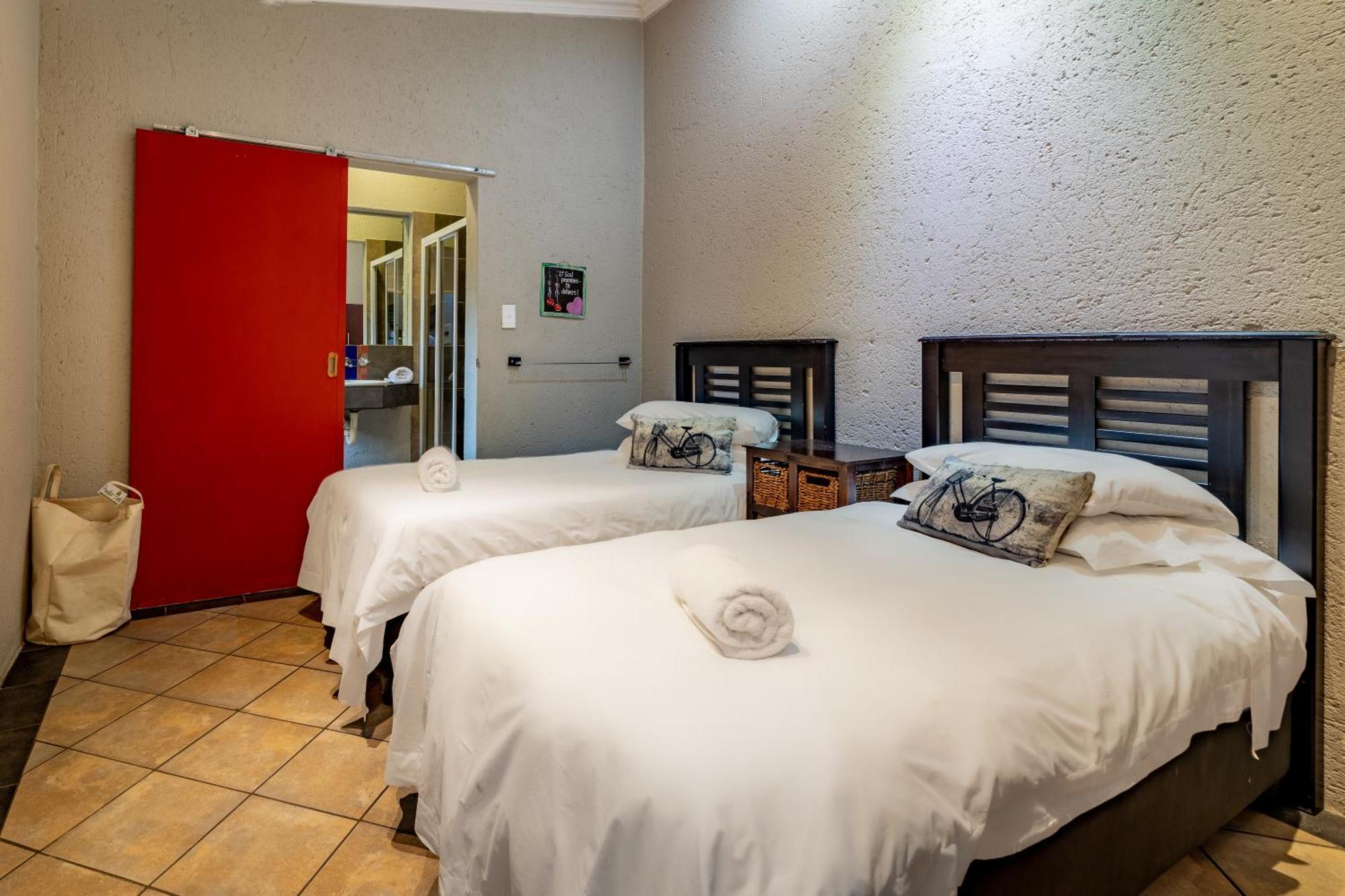 מאלליין Paradise Creek Lodge מראה חיצוני תמונה