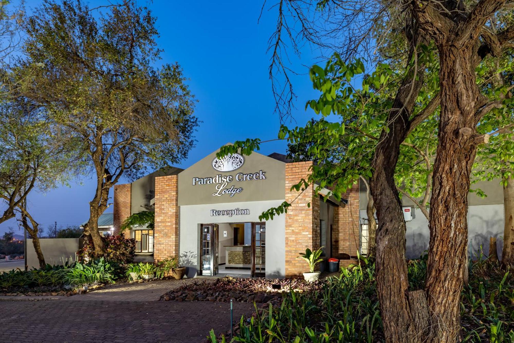 מאלליין Paradise Creek Lodge מראה חיצוני תמונה